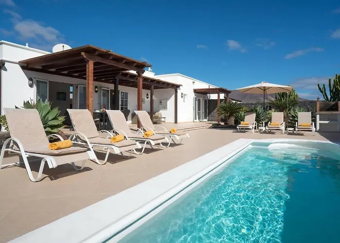 Vila Casa Lirio *